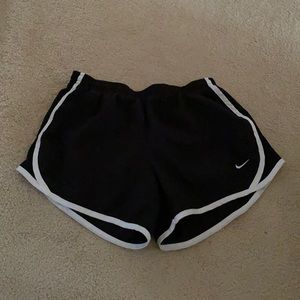 black nike athletic shorts